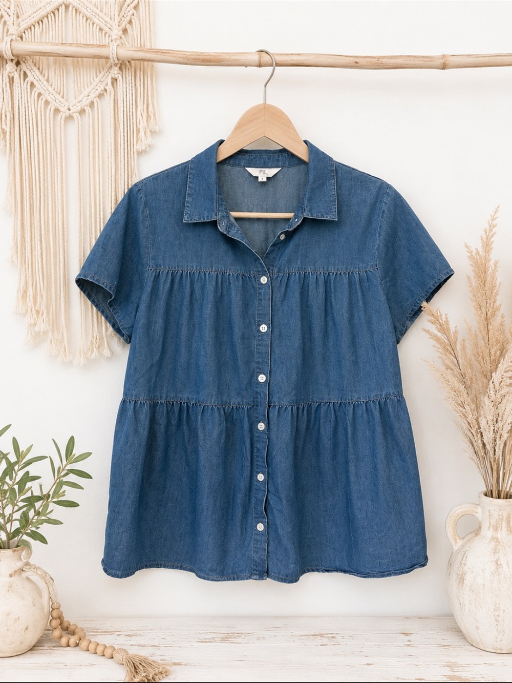 Time and Tru Blue Tiered Denim Button-Front Shirt Size M Fall Layering Trendy
